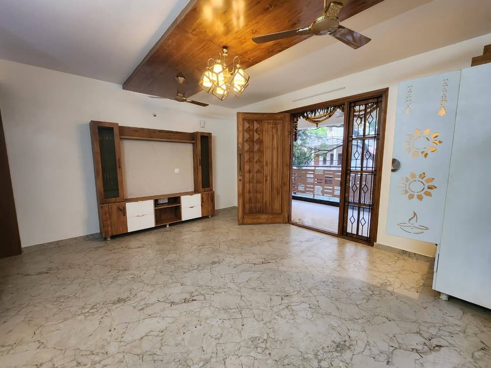 Premium 3 BHK Flat for Rent in Koramangala – Billionaire Street near Bangalore 560066, Bangalore